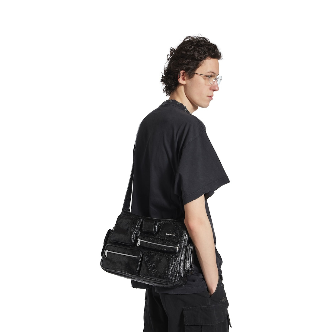 Men's Superbusy Messenger Bag in Black - 7