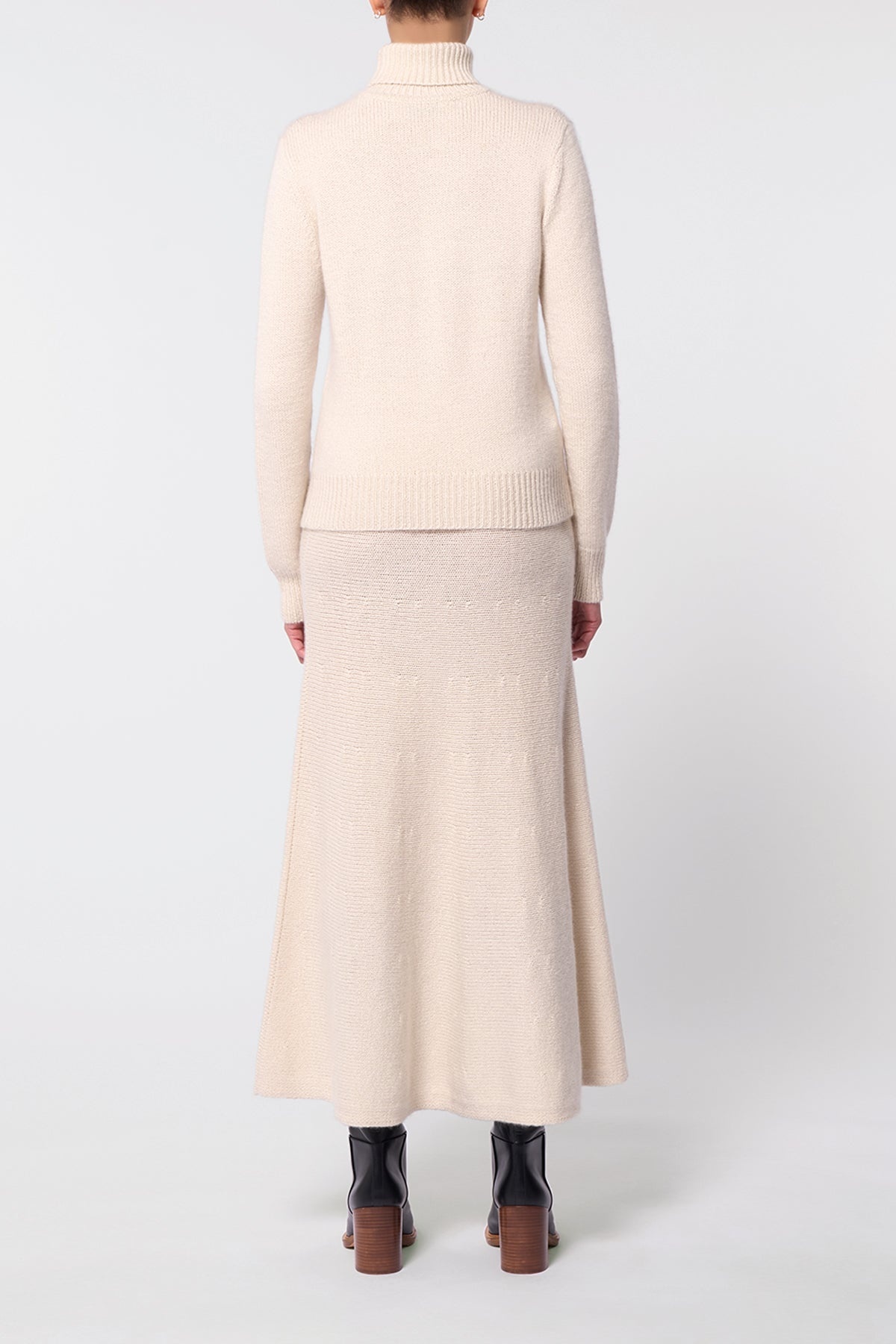 Madden Knit Turtleneck Sweater in Ivory Cashmere - 4