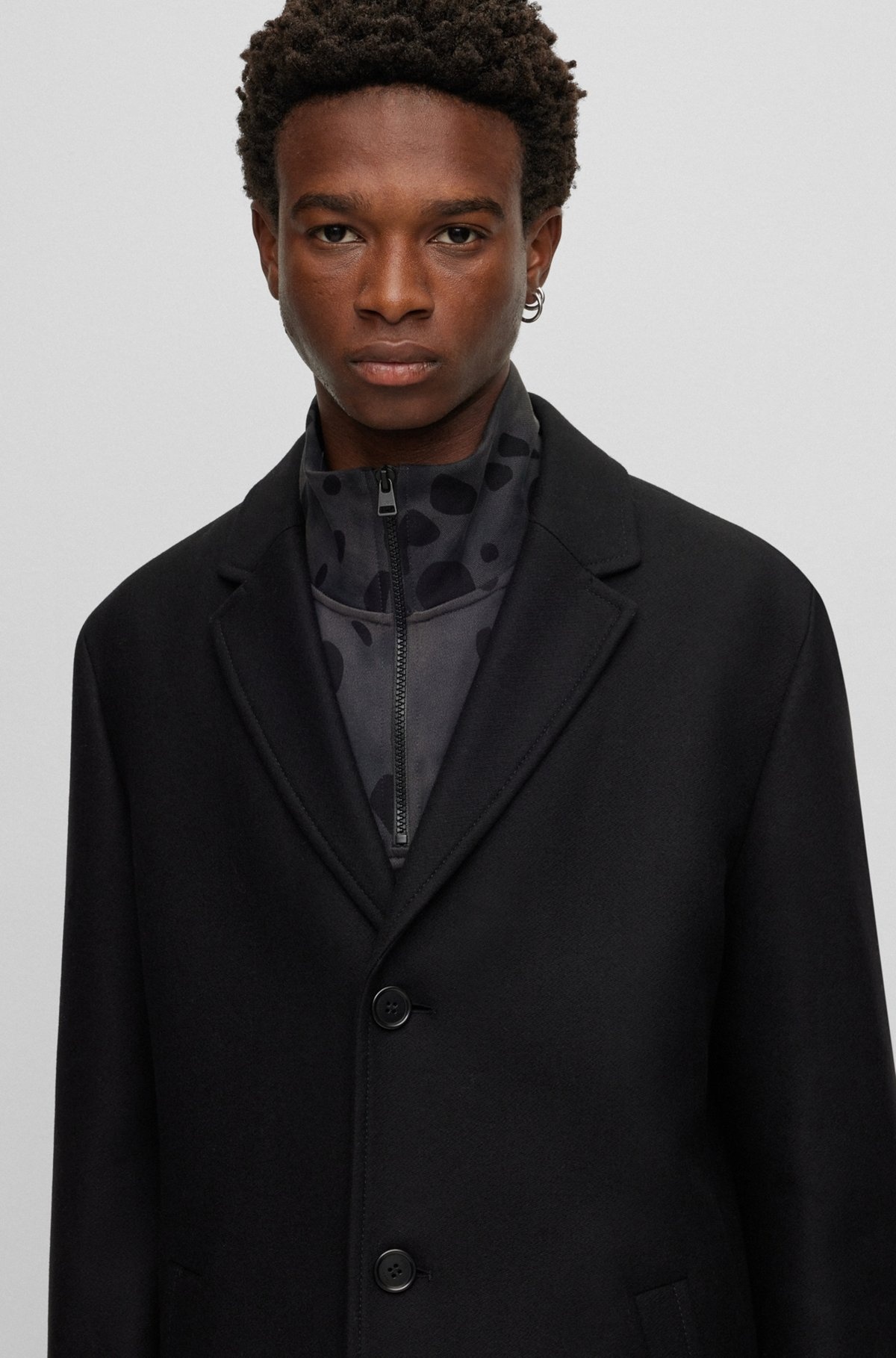WOOL-BLEND COAT WITH IVORY-NUT BUTTONS - 3
