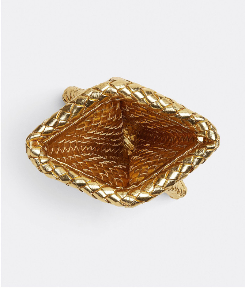 Bottega Veneta Crisscross outlook