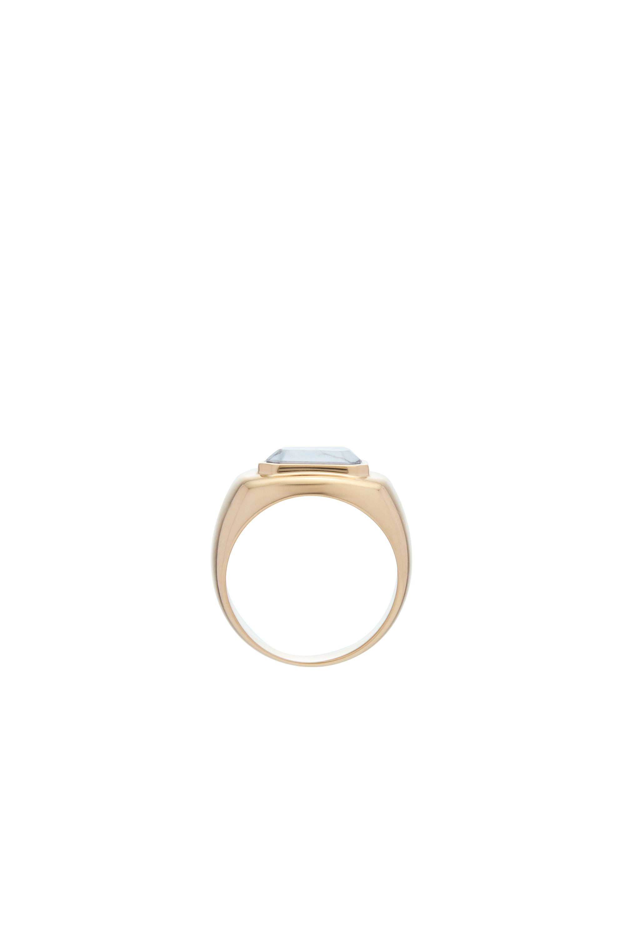 Large Ring 18k Gold & Howlite Stone - 5