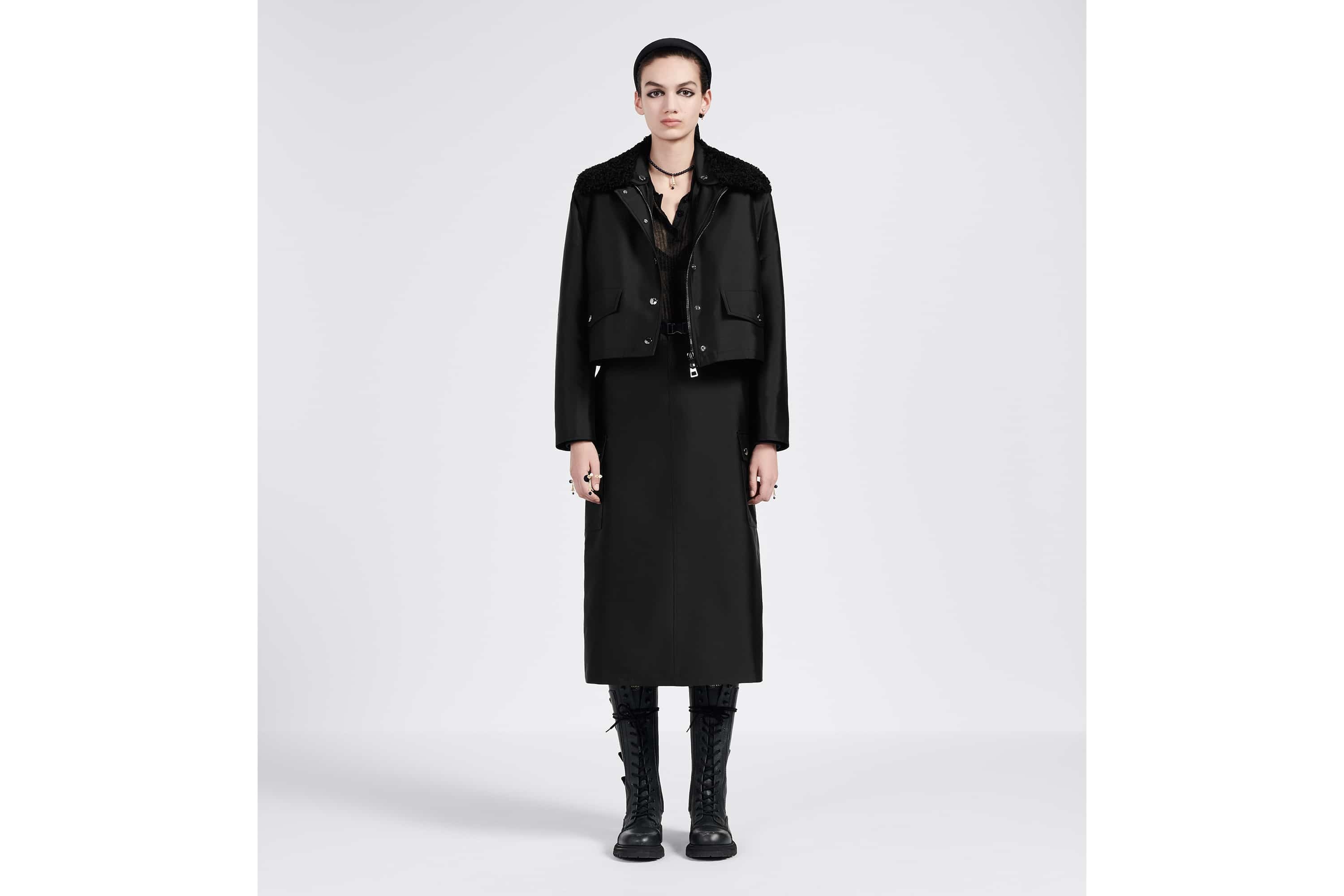 Mid-Length Straight-Cut Skirt - 4