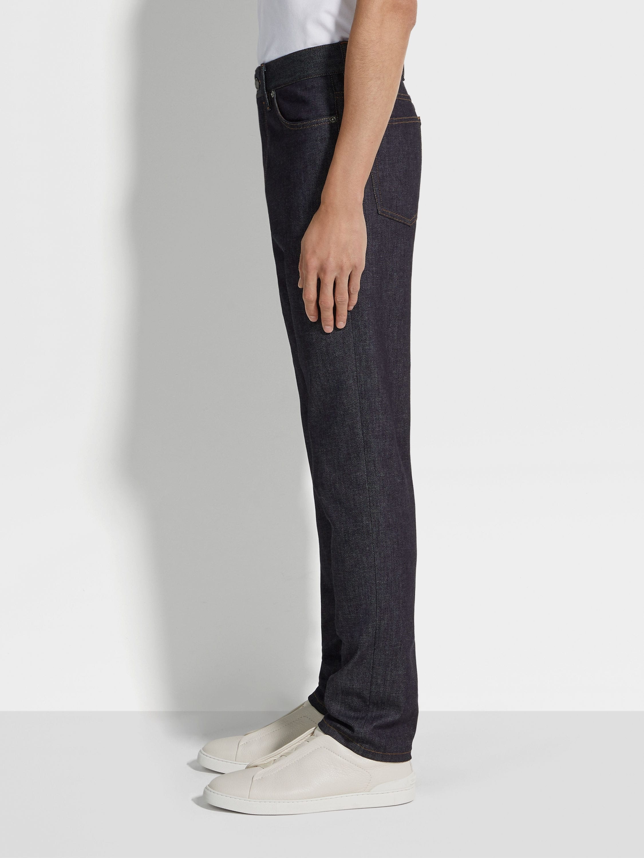 BLUE STRETCH COTTON AND CASHMERE ROCCIA JEANS - 3