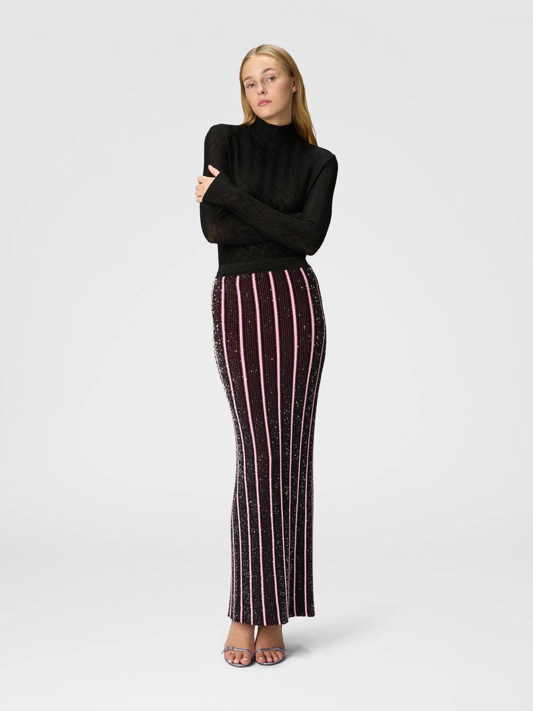 Long ribbed ribbed skirt with sequins - 4