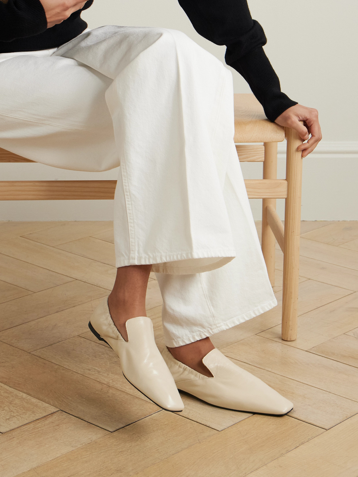 Gathered Leather Loafers - 2