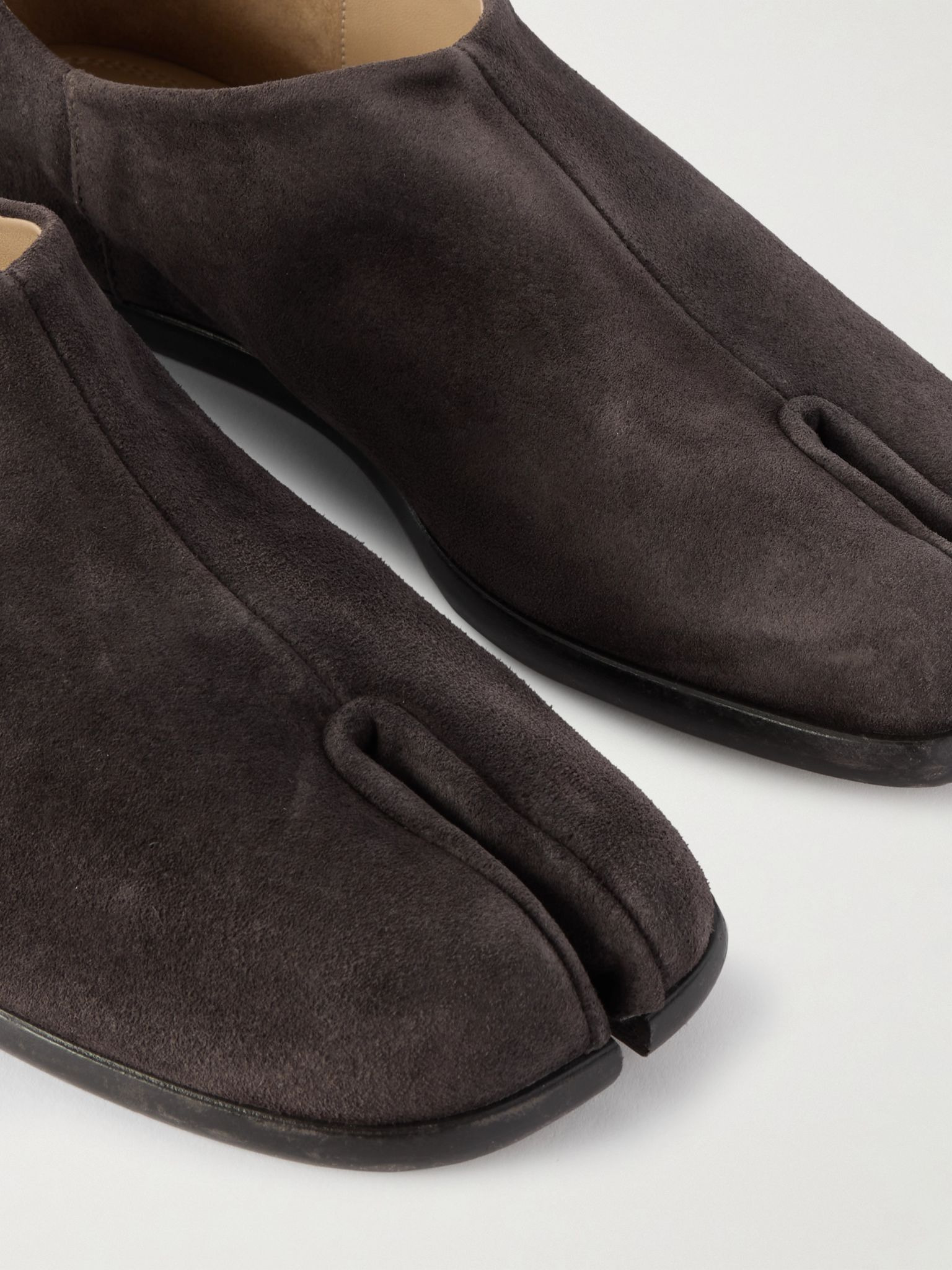 Tabi split-toe suede collapsible-heel loafers Chocolate - 4