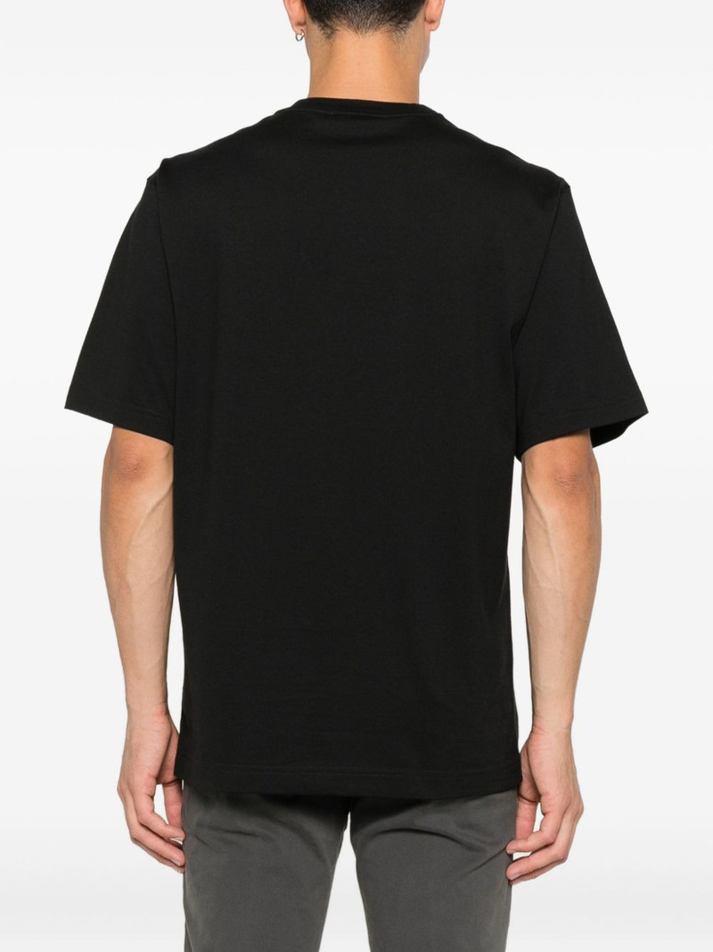 crewneck t-shirt 4