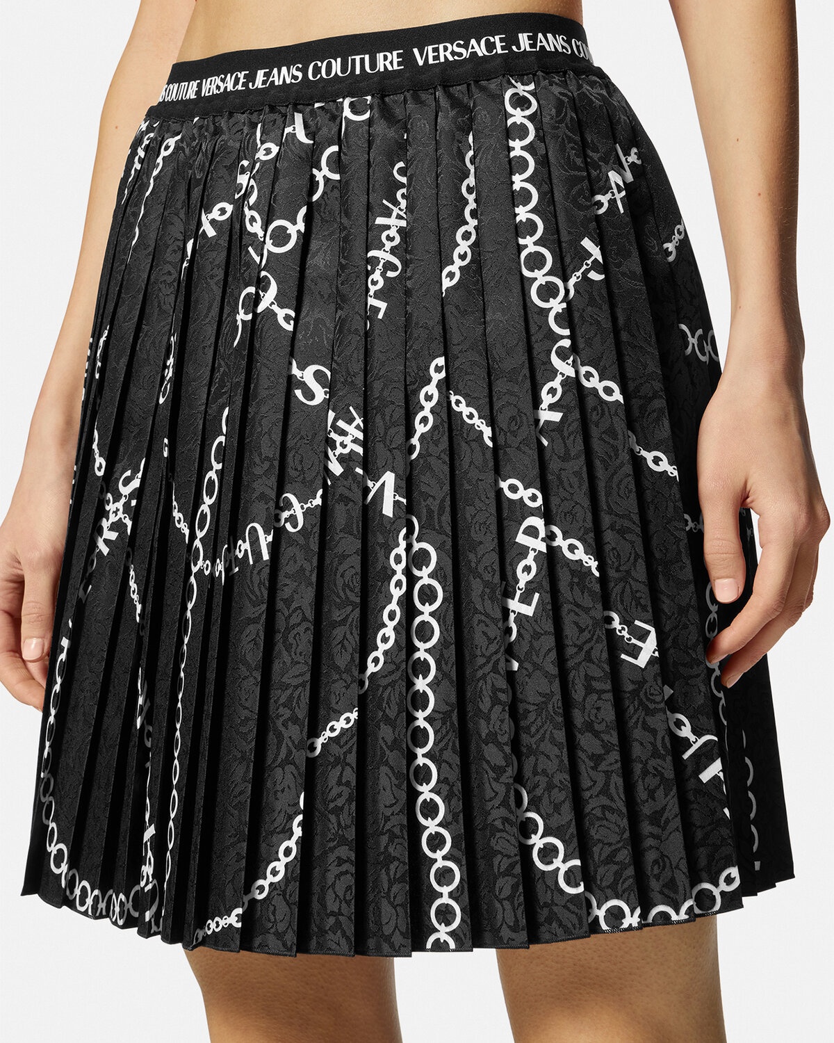 Necklace Pleated Mini Skirt - 5