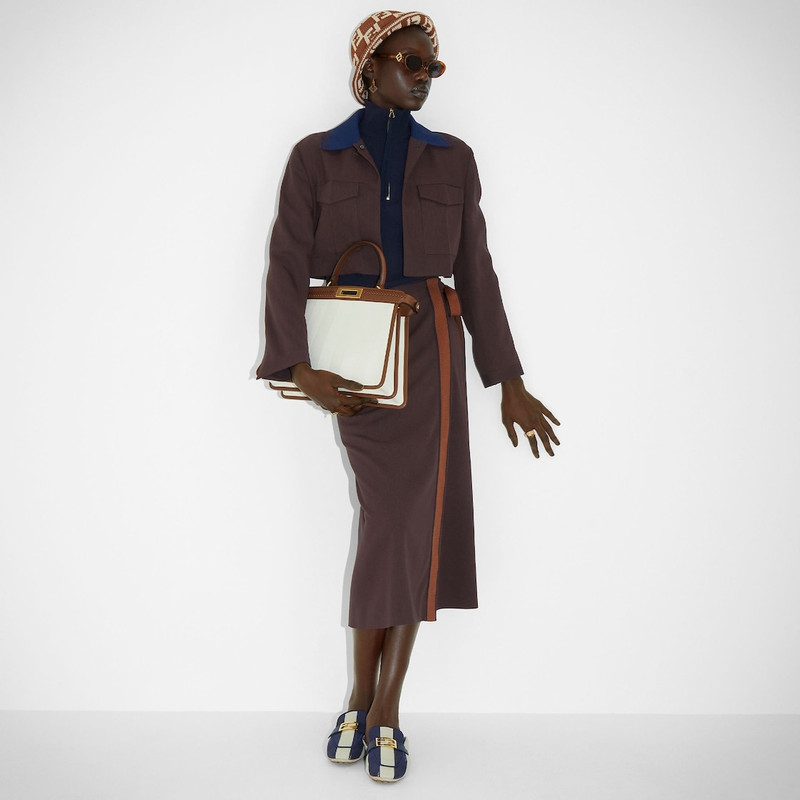 Peekaboo ISeeU Medium 8