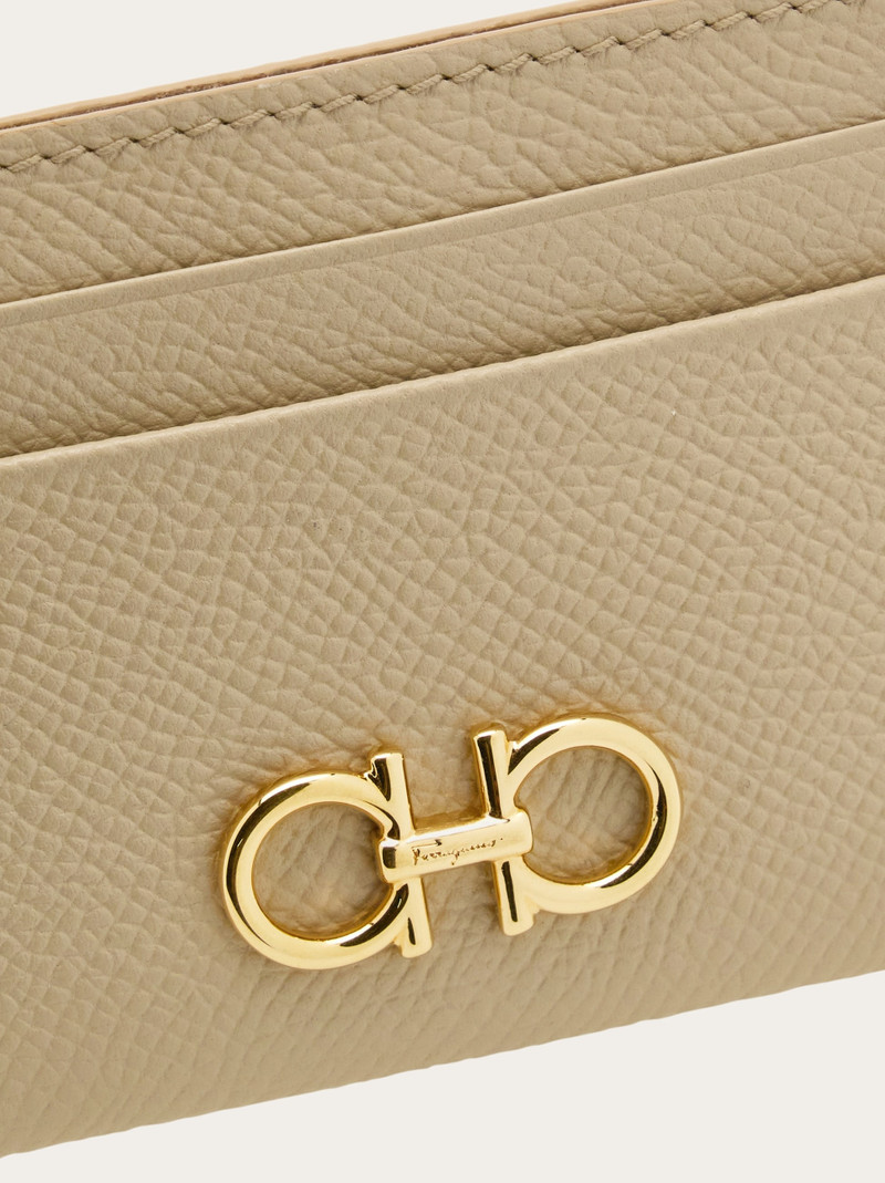 FERRAGAMO Gancini credit card holder outlook