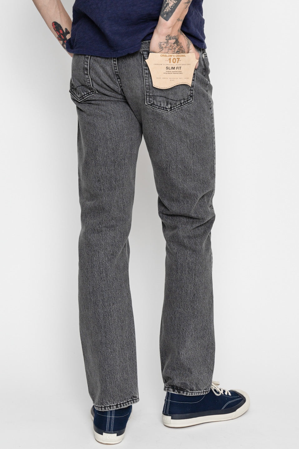 107 Ivy Fit Black Denim Stone Wash - 4