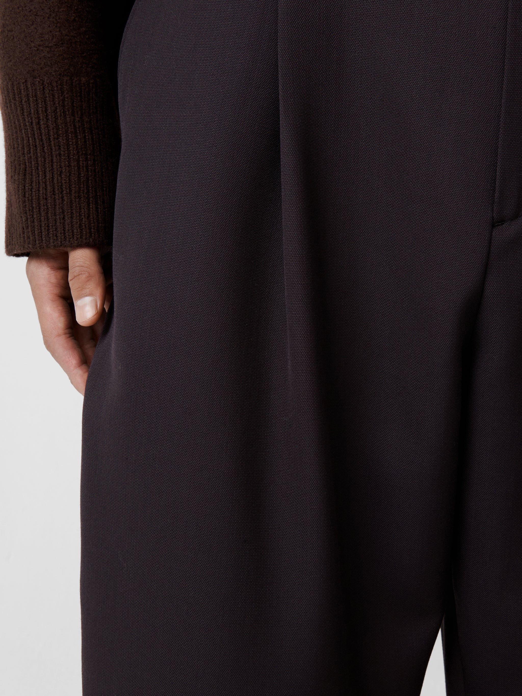 Tuck Pant - 6