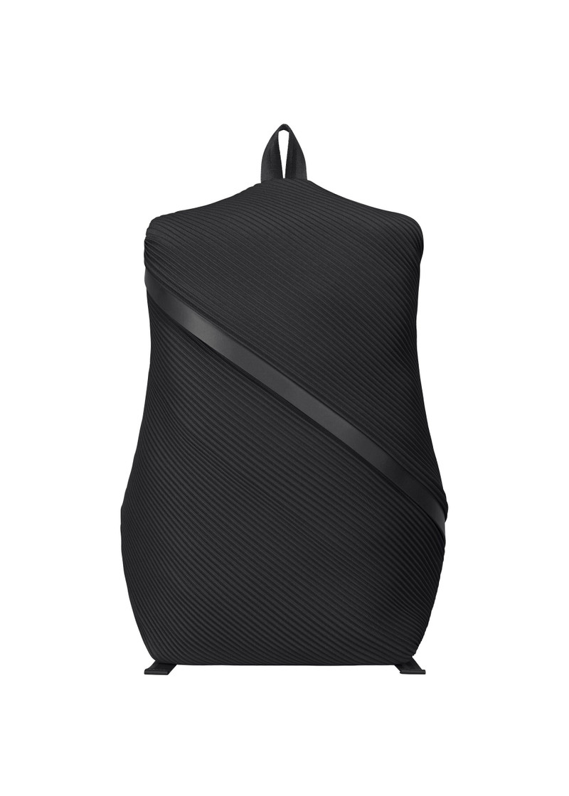 BIAS PLEATS BACKPACK 1