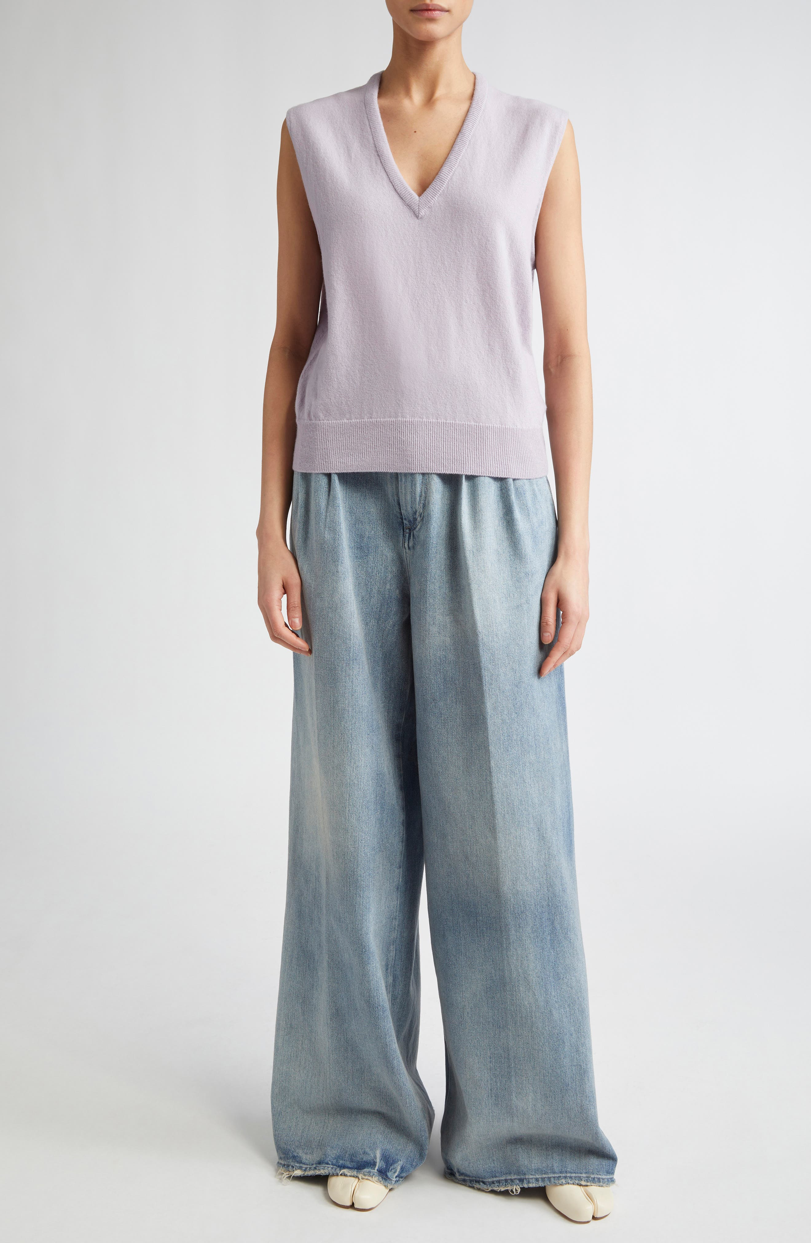Maison Margiela Virgin Wool V-Neck Sweater Vest in Lilac at Nordstrom - 2