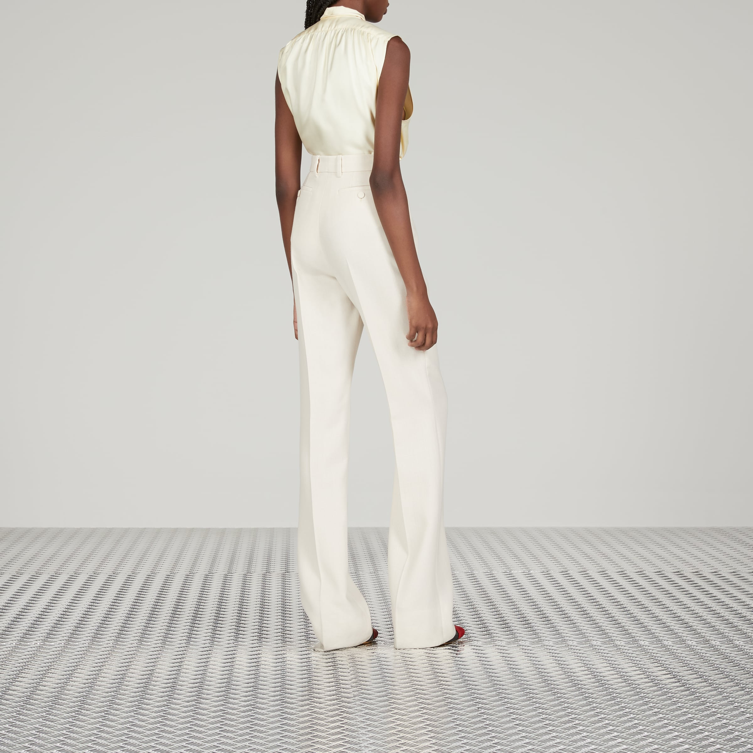 Wool crêpe pant - 8