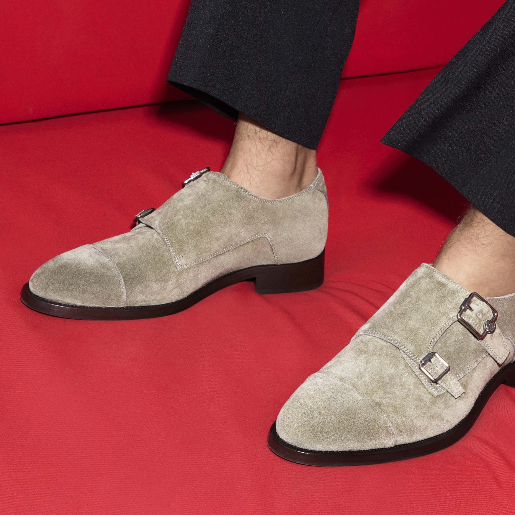 Finnion Monkstrap
Sage Velvet Suede Monk Strap Shoes - 6