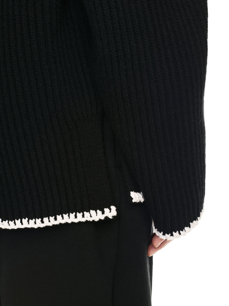 Contrast Trim Knit Turtleneck 5