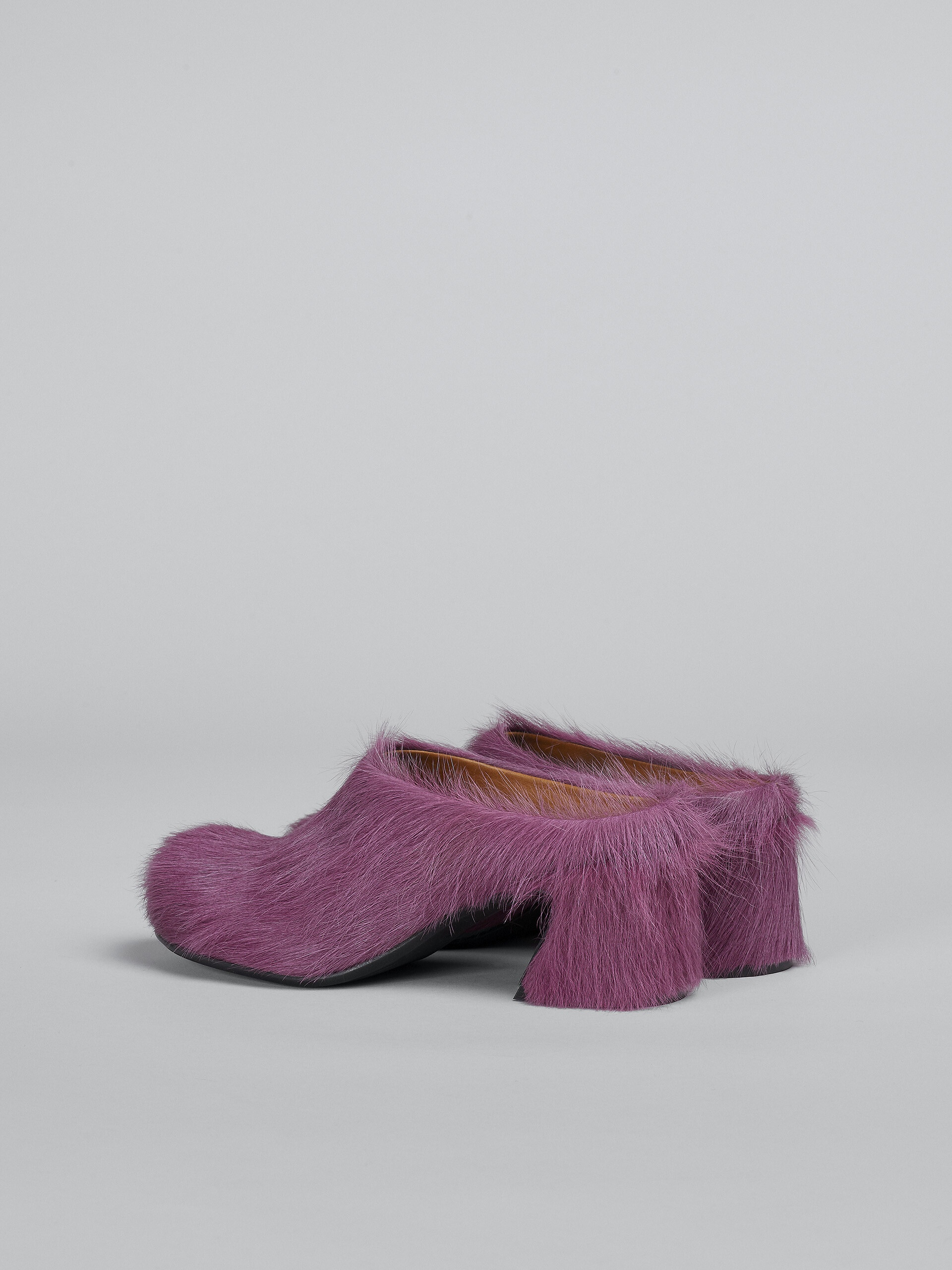 PINK LONG HAIR CALFSKIN FUSSBETT CLOG - 3