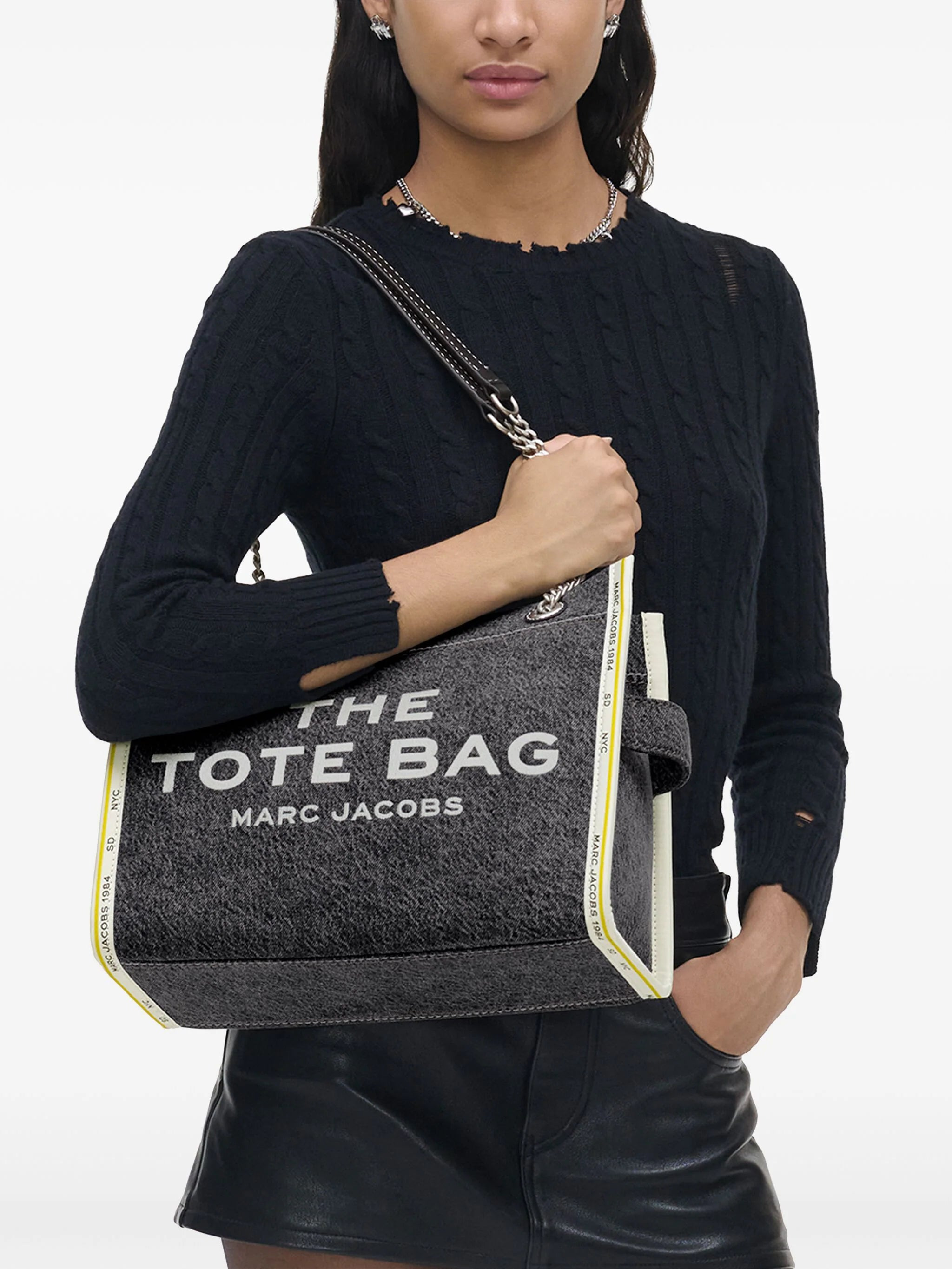 MARC JACOBS - Women The Medium Chain Tote - 2