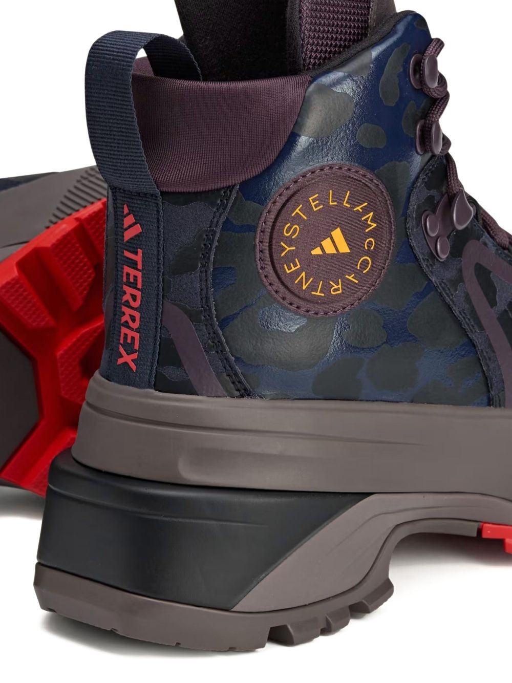 x Terrex camouflage-print hiking boots - 7