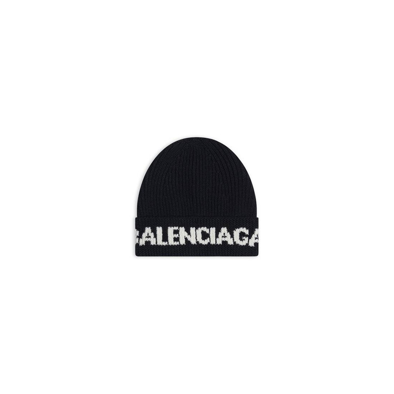 Logo Beanie in Black 1