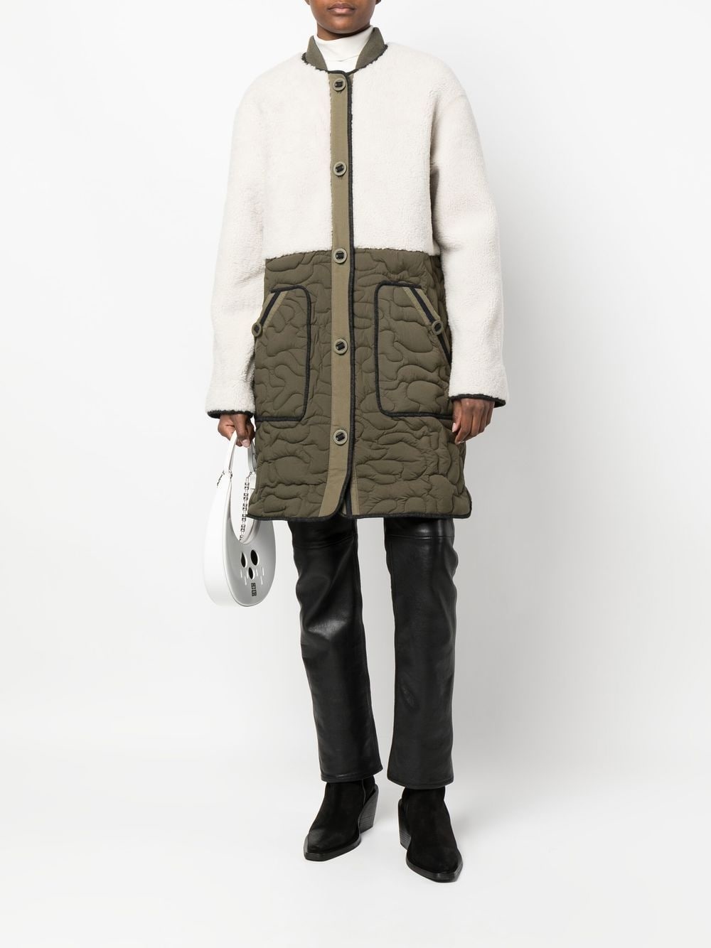 button-fastening coat - 2