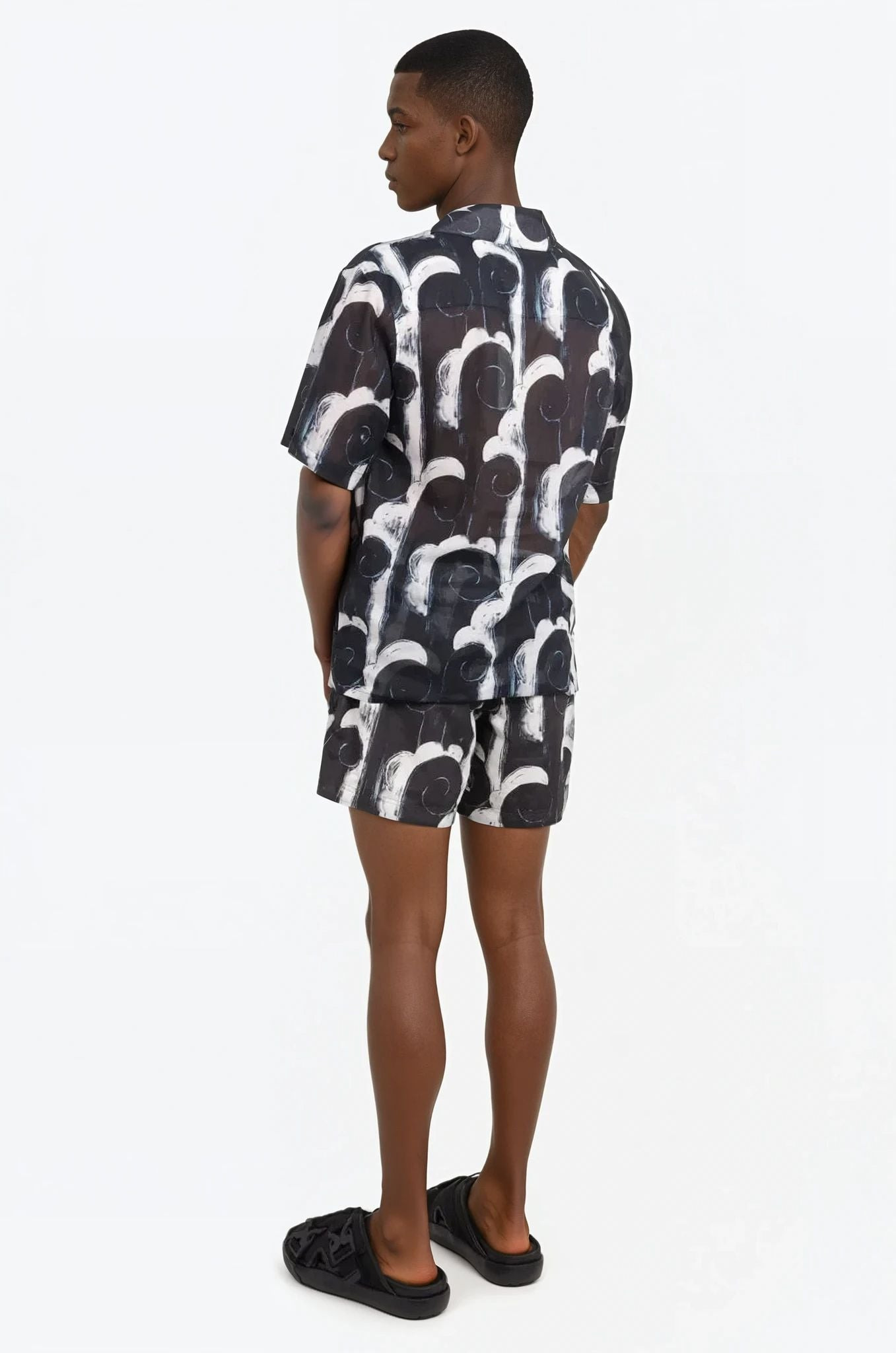 CAMP COLLAR ABSTRACT PRINT S/S SHIRT | BLACK/WHITE - 3
