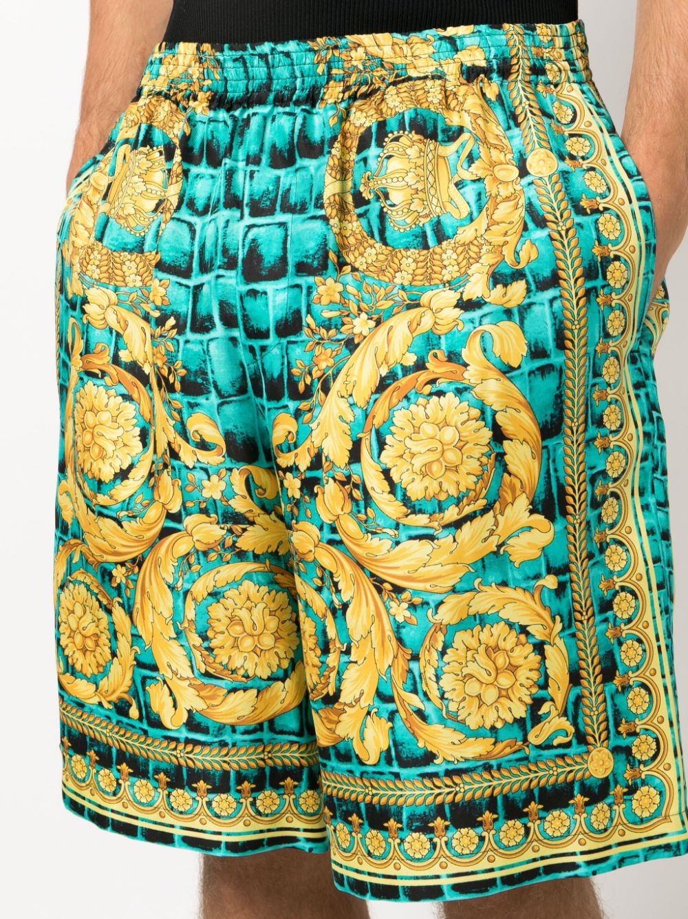 Baroccodile-print silk shorts - 5