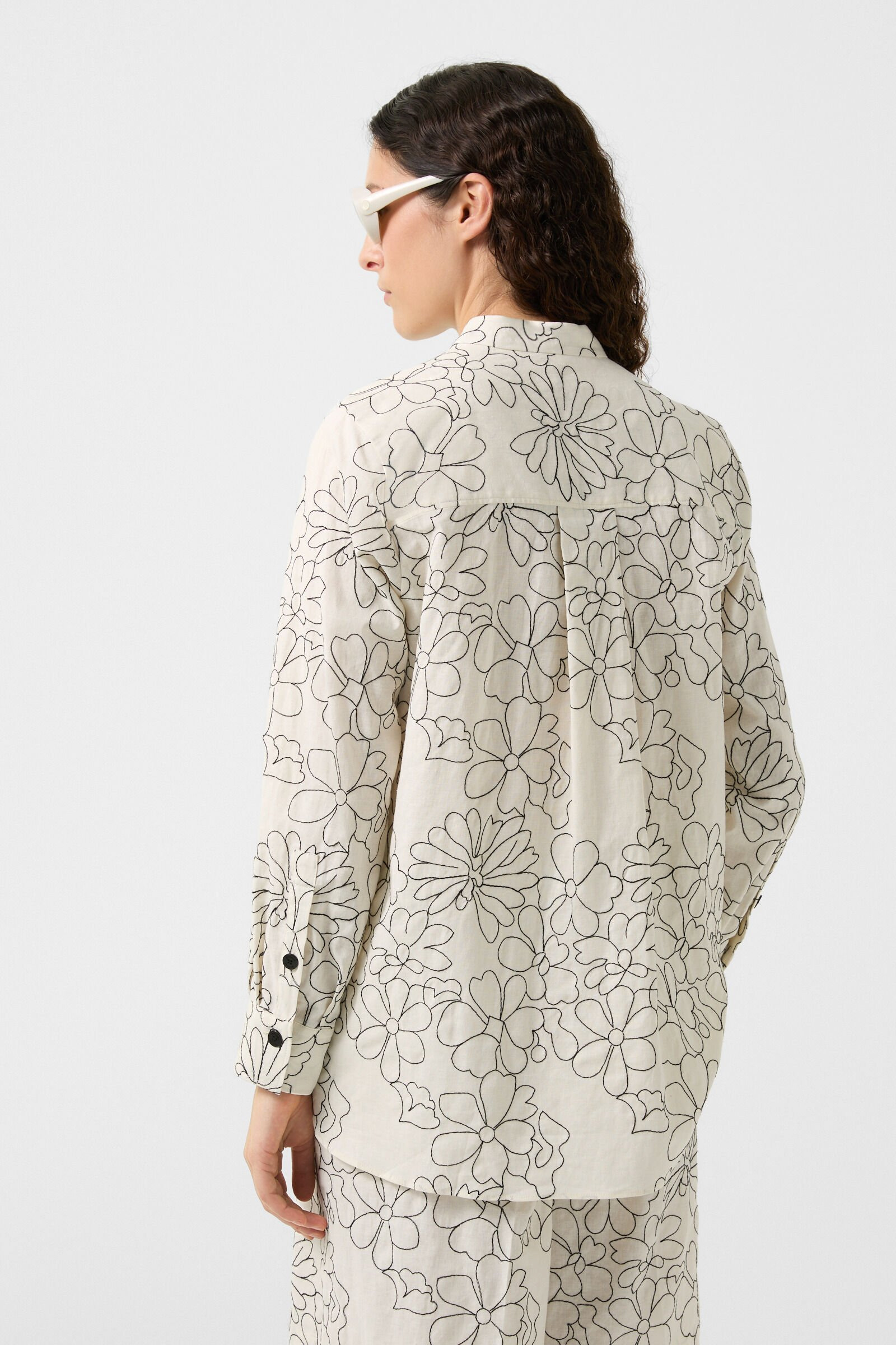Blouse Chelsy in Off-White - 3