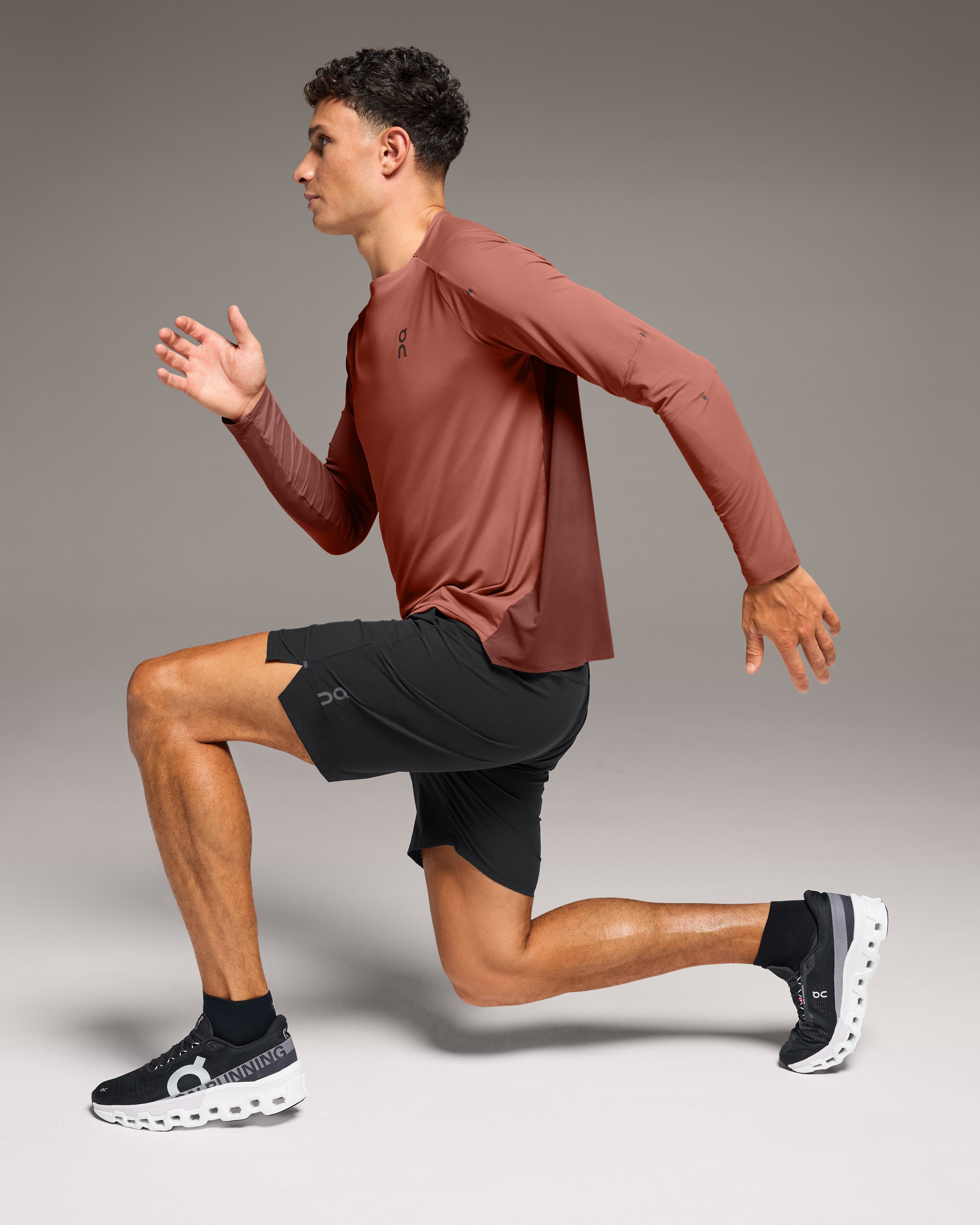 Performance Hybrid Short - 6