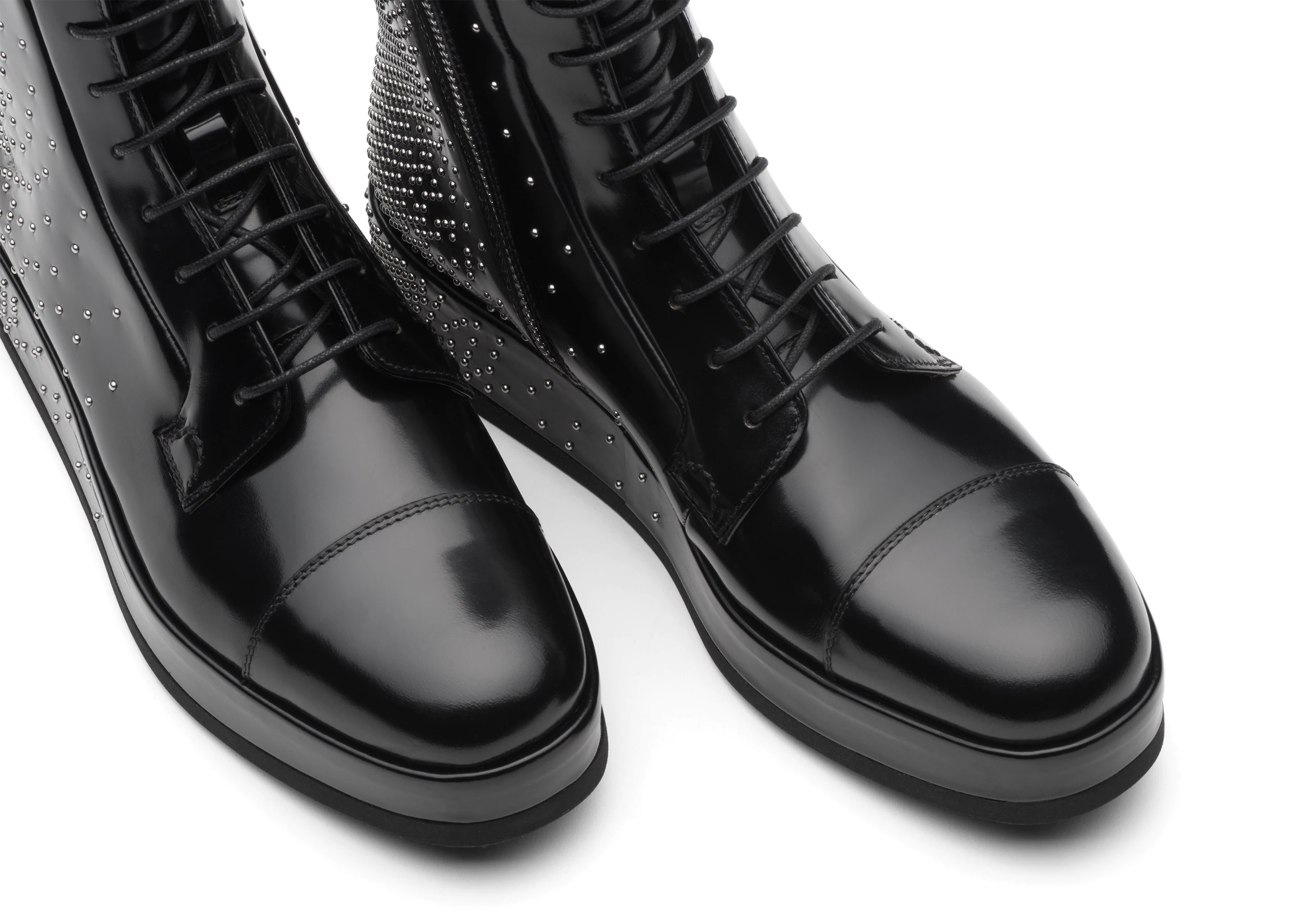 Alexandra k
Polished Binder Lace-up Boot Stud Black - 4
