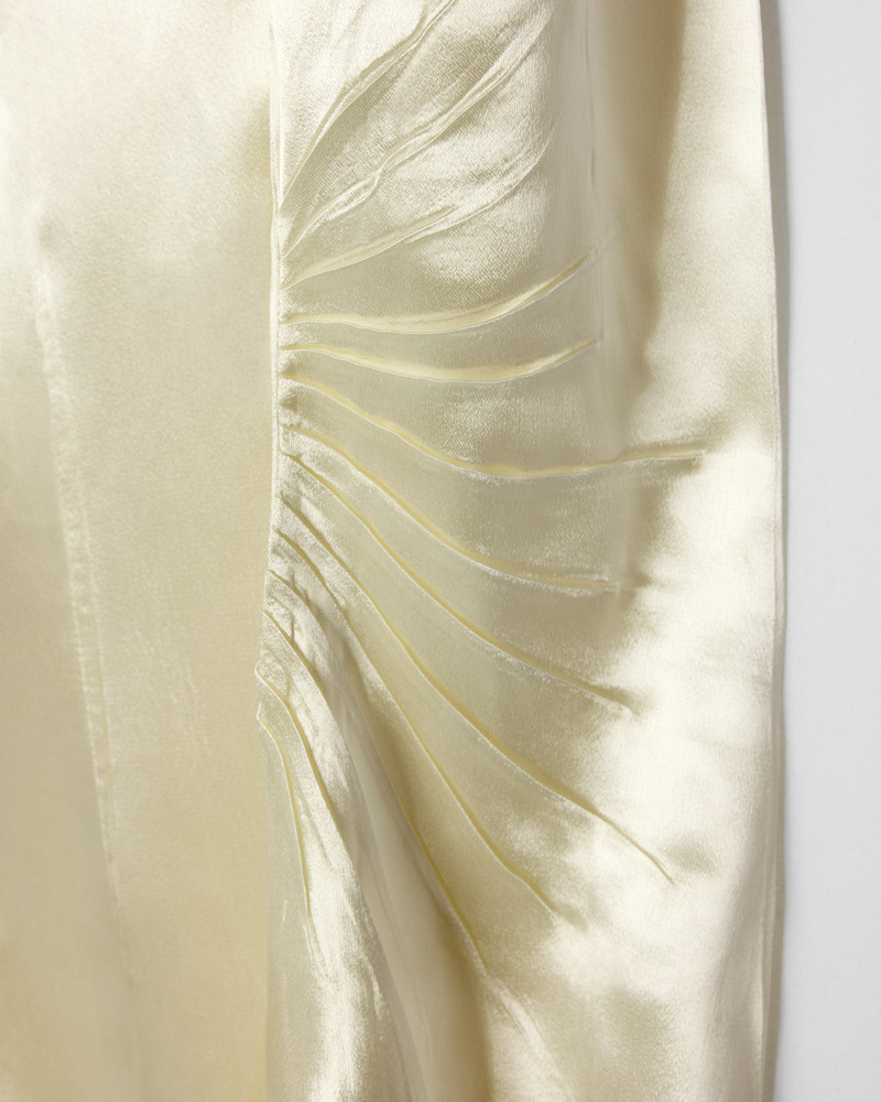 CRUSHED VISCOSE SATIN BACKTOFRONT TOP 3