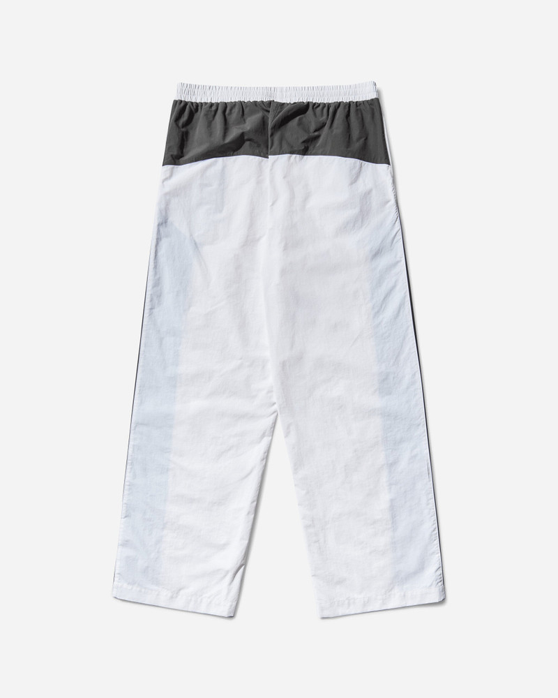 umbro Guarding Track Pants White / Dark Olive outlook