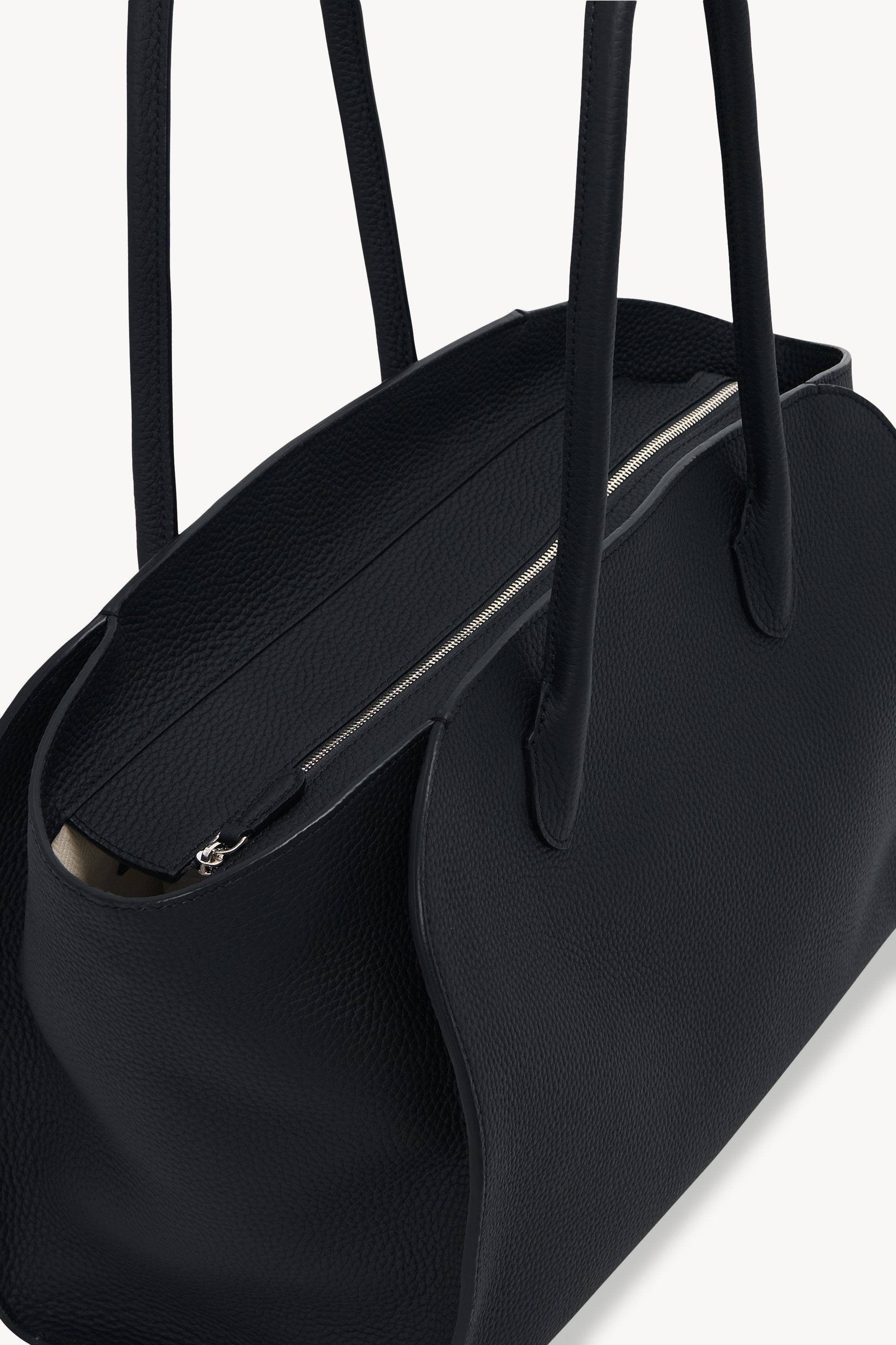 Marlo 14 Bag in Leather 4