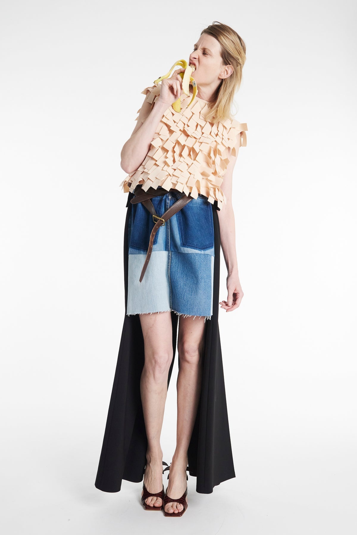 TOP WITH RECTANGLE DETAIL NUDE - 8