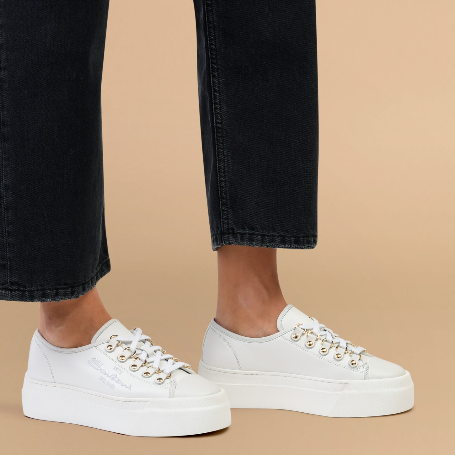 Women's white leather platform sneaker - 2
