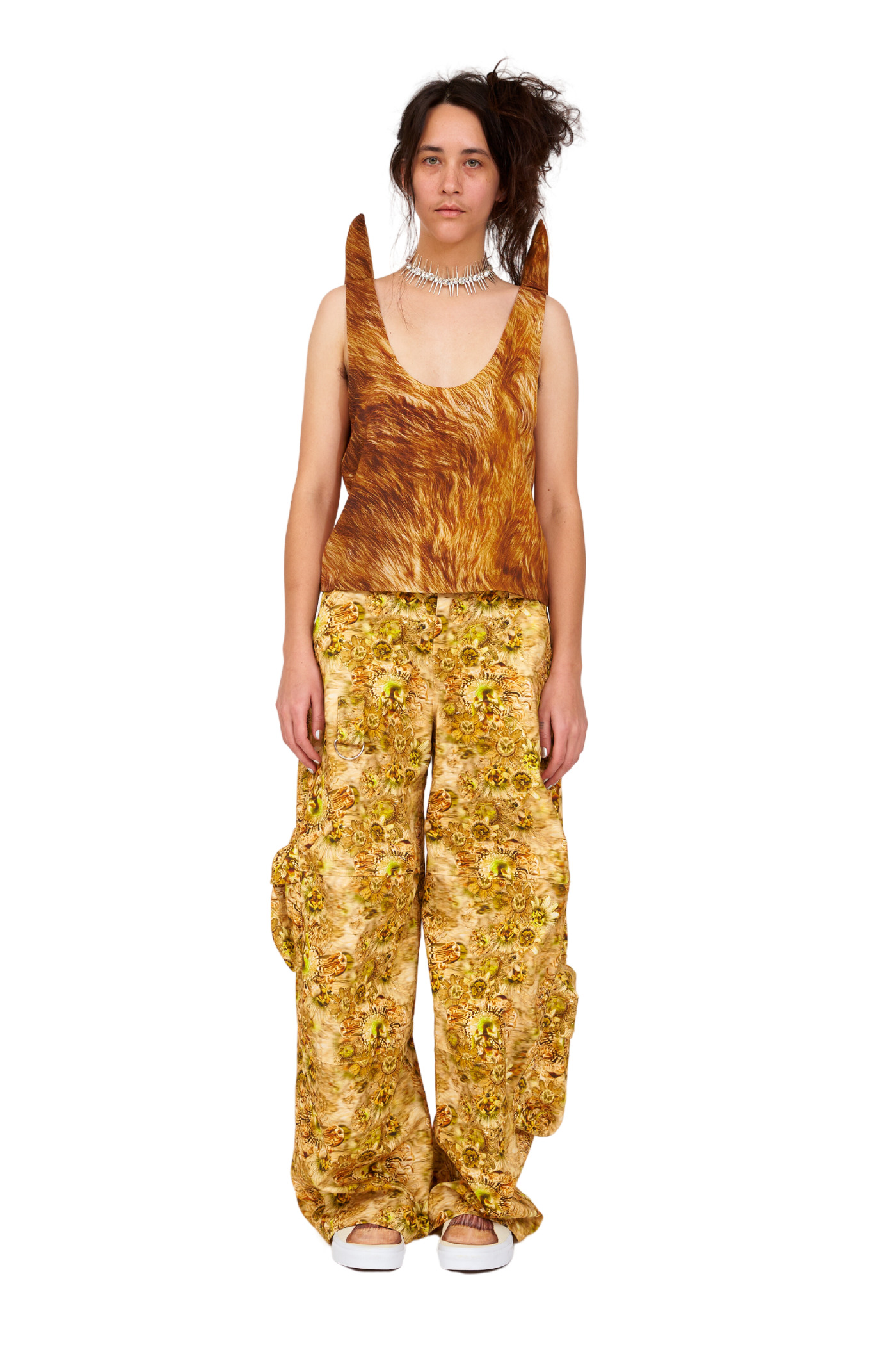 BROWN FUR HORN TANK - 1