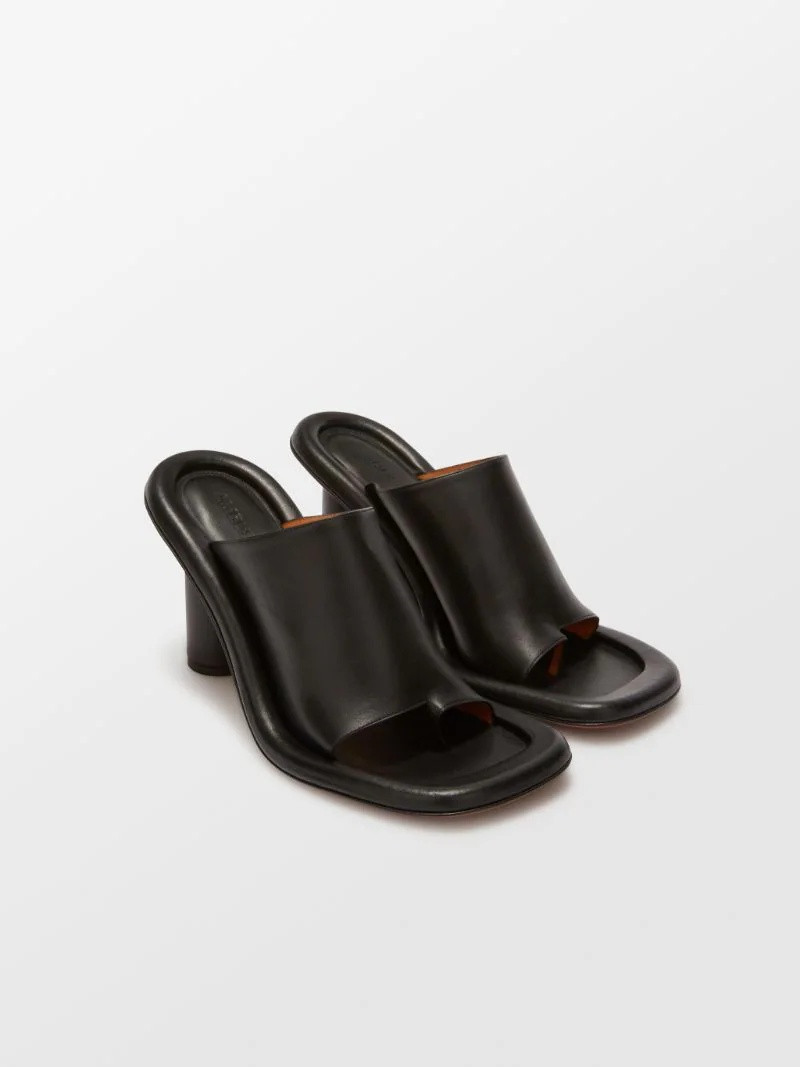Ambush LEATHER CUSHION MULE outlook