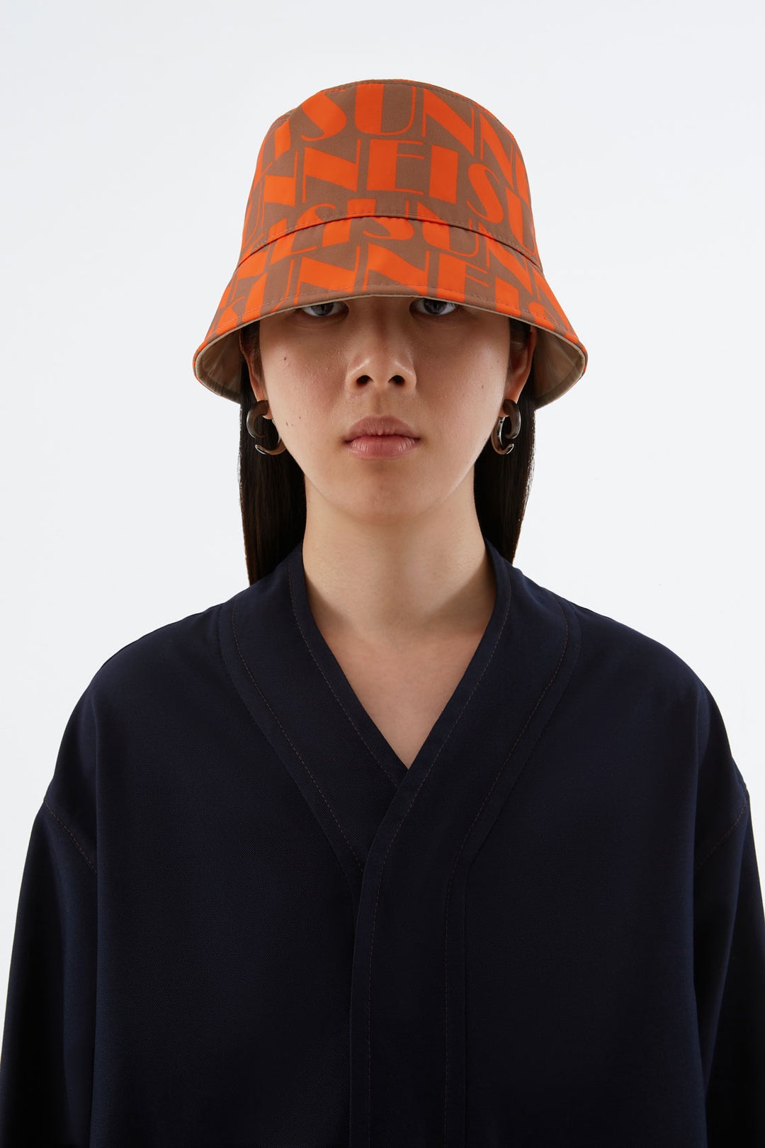 REVERSIBLE ORANGE & BEIGE LOGO BUCKET HAT - 6