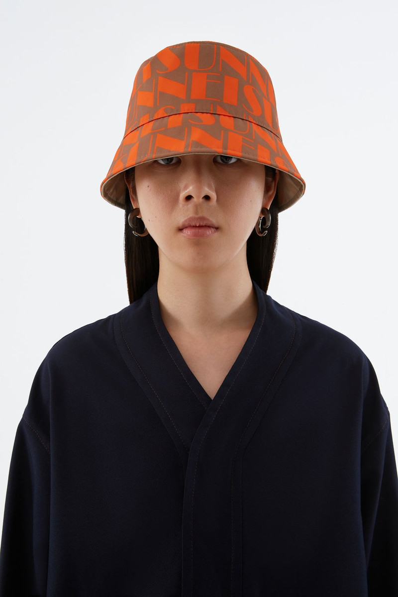 REVERSIBLE ORANGE & BEIGE LOGO BUCKET HAT 6