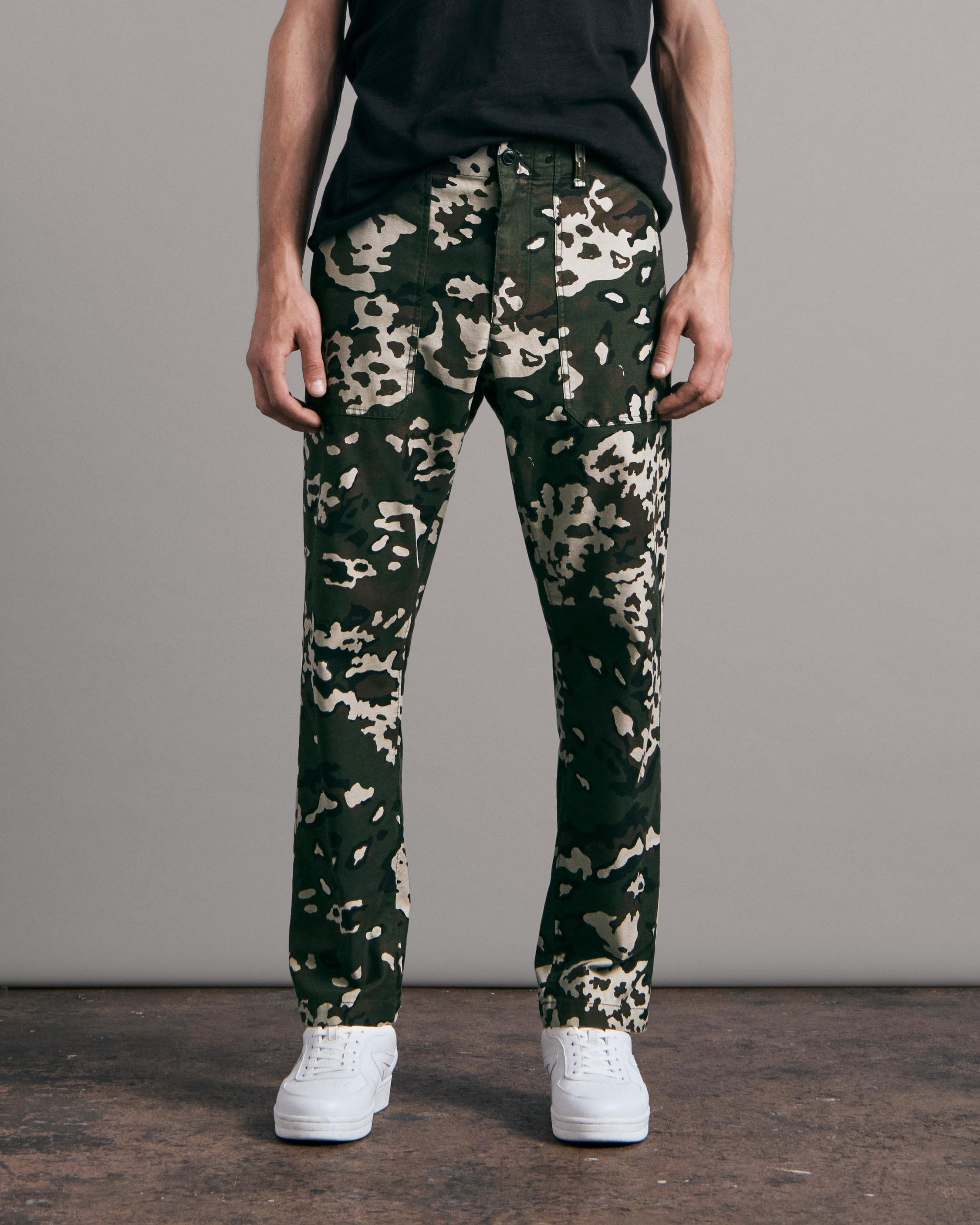 Cliffe Cotton Camo Field Pant
Relaxed Fit Pant - 2