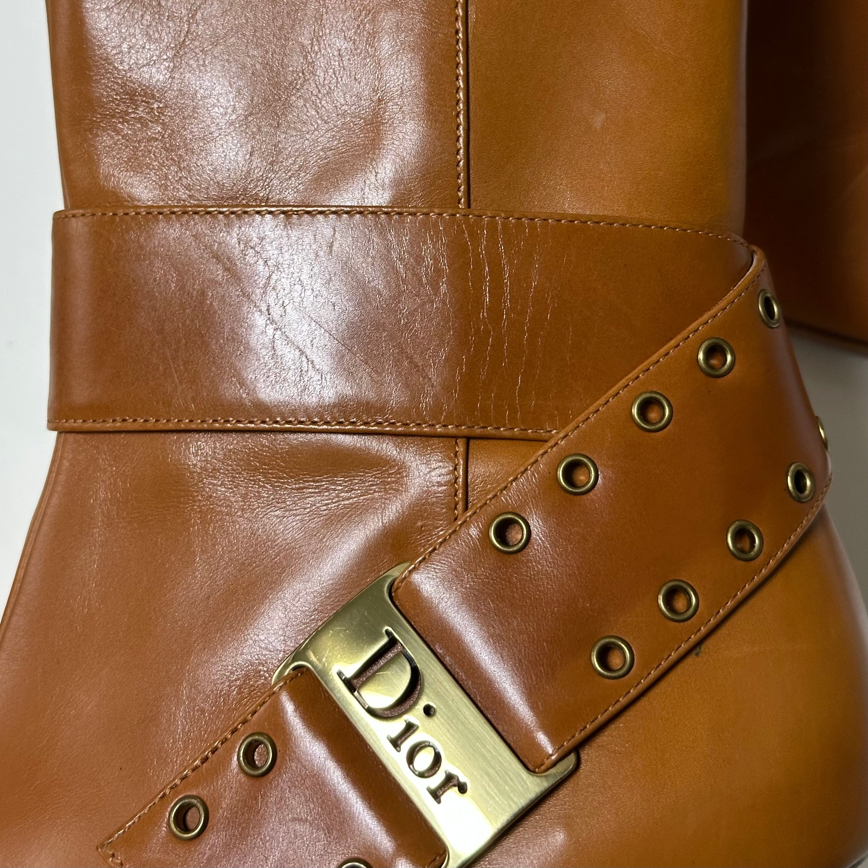 CHRISTIAN DIOR Fall Winter 2004 Leather Buckle Ankle Boots - 6