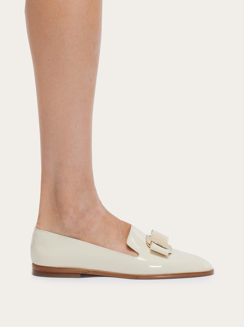 FERRAGAMO New Vara plate loafer outlook