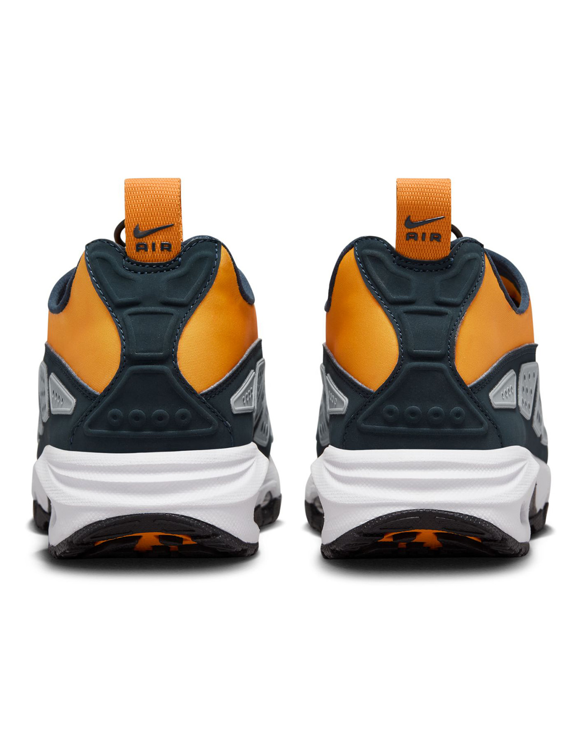 靴 Nike WMNS Air Max SNDR Canyon Gold 28cm Nike - WMNS Air Max SNDR Sneaker in Canyon Gold - HJ8080-700