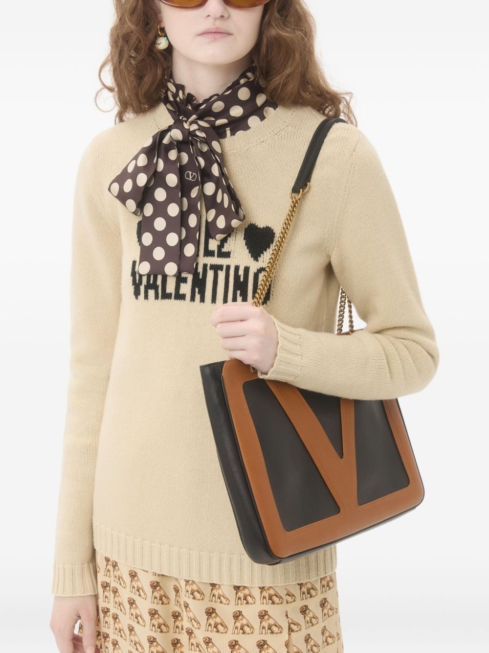 heart-embellished sweater - 6