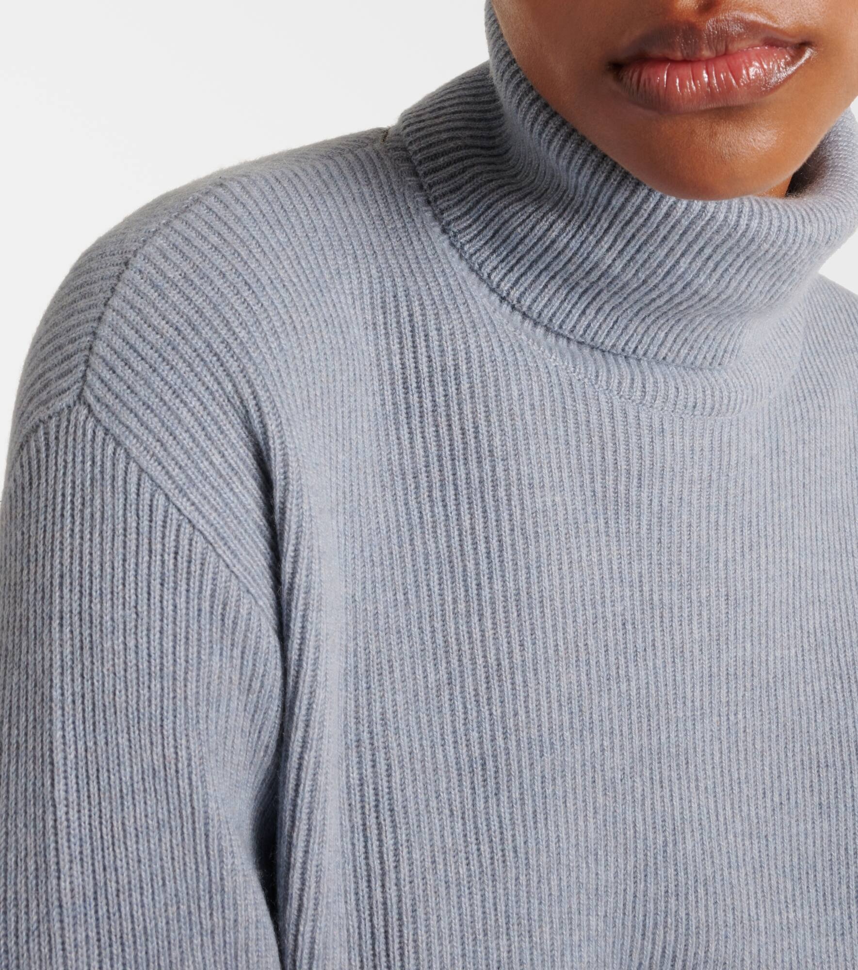 Cashmere turtleneck sweater - 4