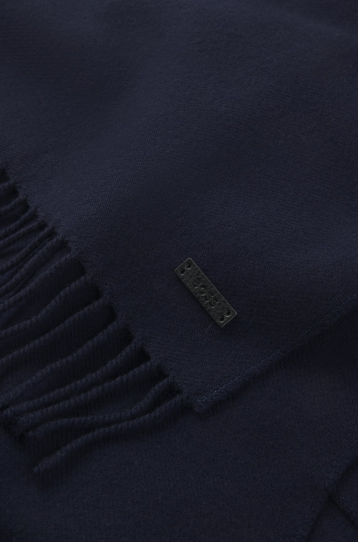 WOOL SCARF WITH LOGO LABEL AND TWISTED FRINGES - 4