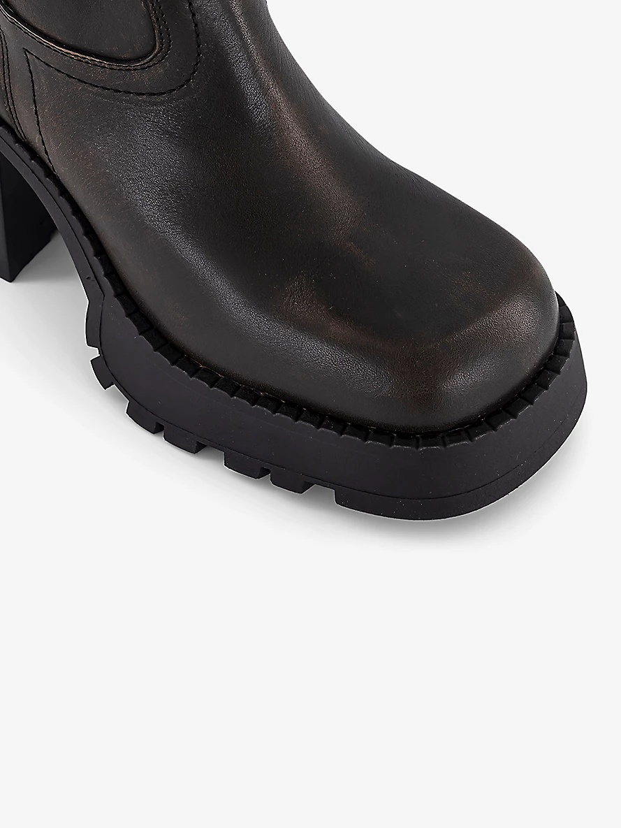Daiane square-toe leather ankle boots - 5