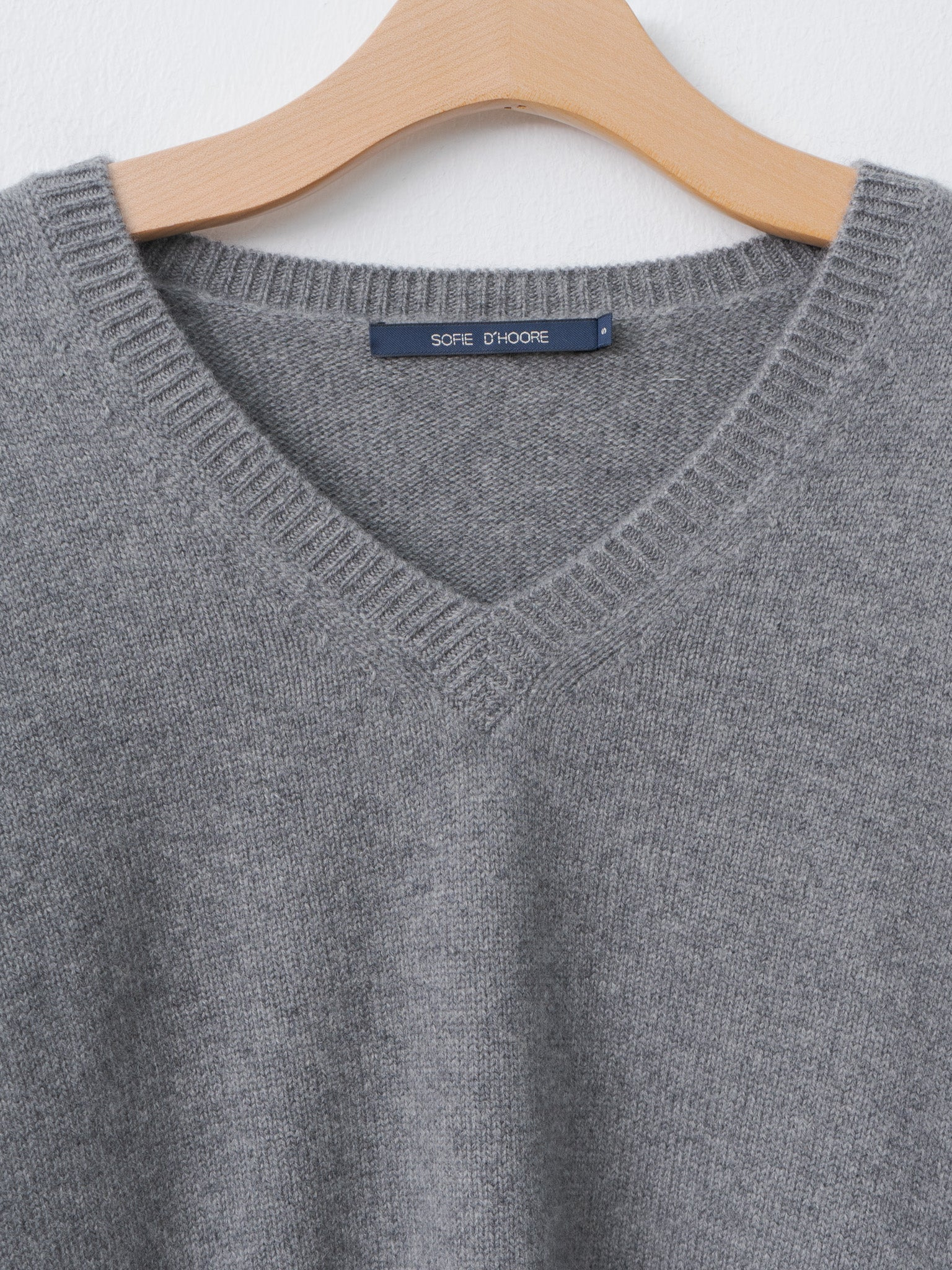 Mann 3-Ply Cashmere Sweater - Mid Grey Melange - 6