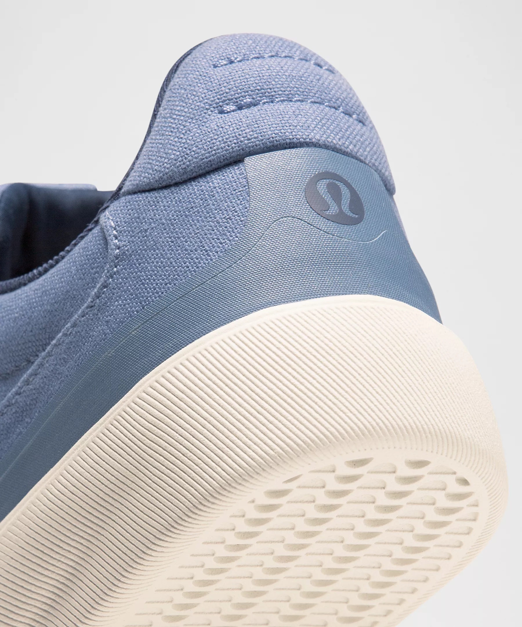 Women's Cityverse Cotton Canvas Sneaker - 9